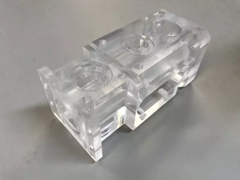 Plexiglas freesdeel - Bespex kunststof bewerking