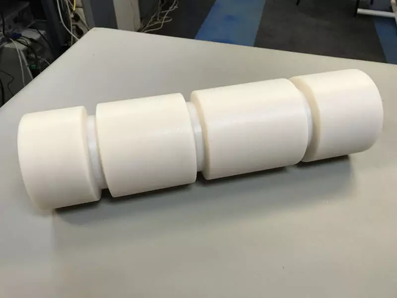 Nylon rol PA6G looprol - Bespex kunststof bewerking