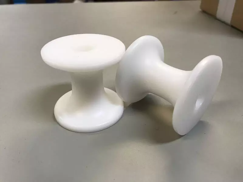 POM-C geleide rol - Bespex kunststof bewerking