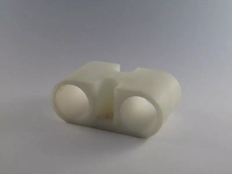 POM houder - Bespex kunststof bewerking